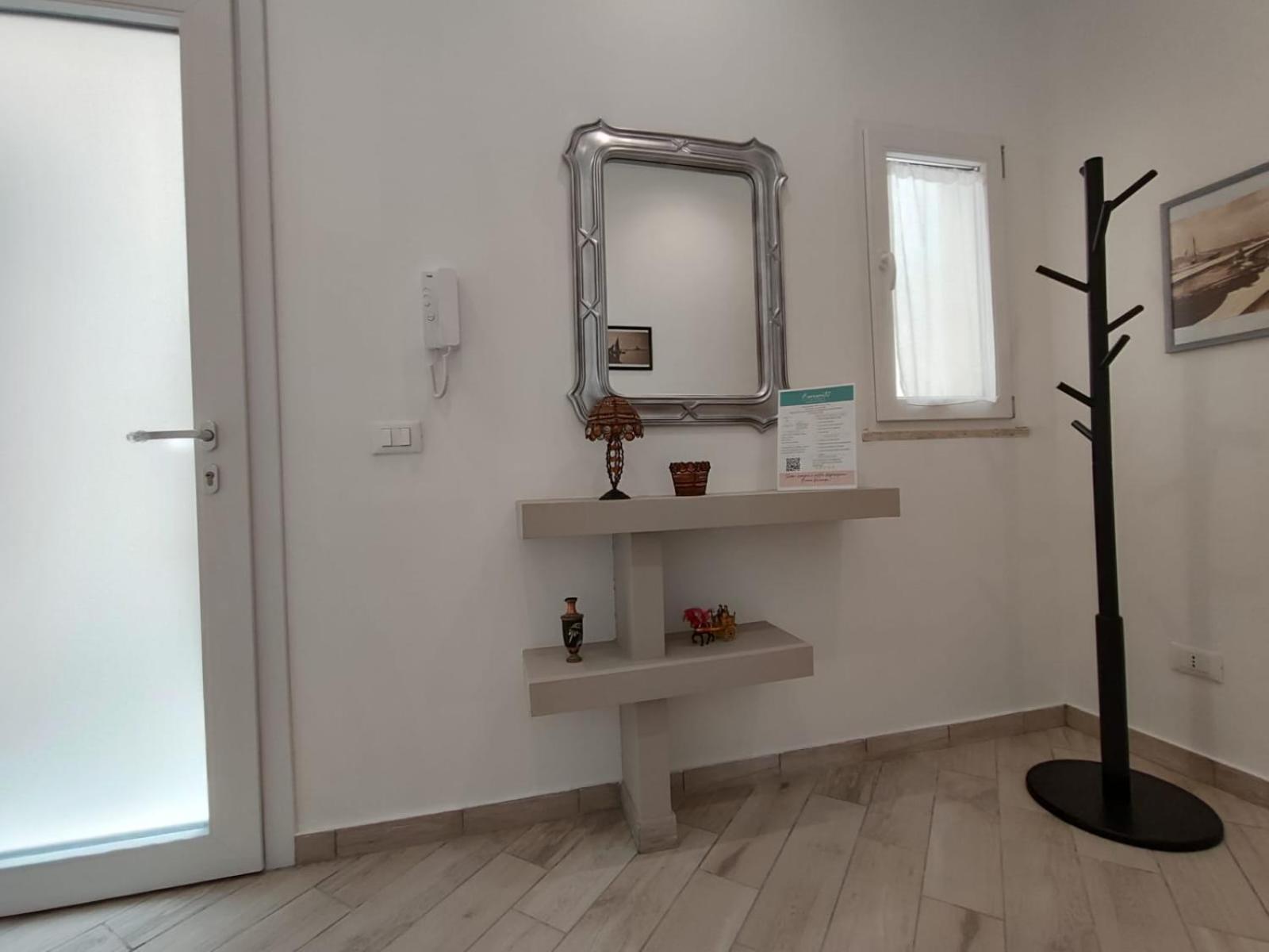 Mediterranea Home ตราปานี ภายนอก รูปภาพ