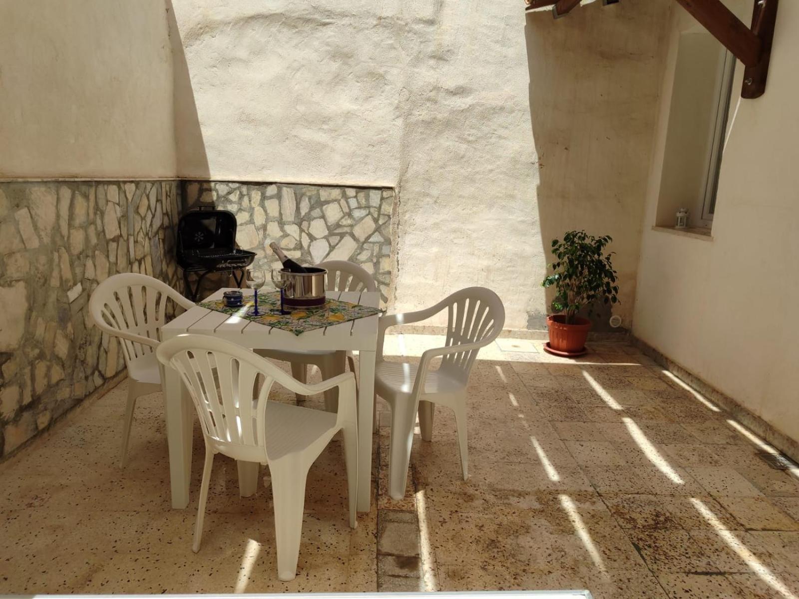 Mediterranea Home ตราปานี ภายนอก รูปภาพ